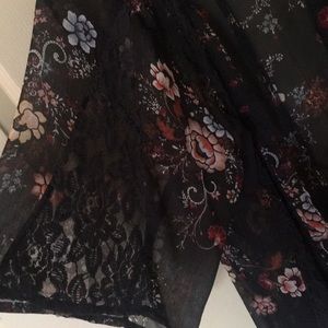 American Eagle Outfitters Other - flower kimono American Eagle Outfitters Other - flower kimono